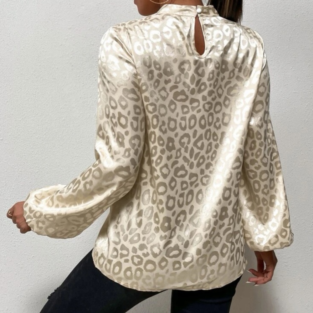 Boho cream jacquard satin leopard print mock neck blouse - Picture 5 of 8